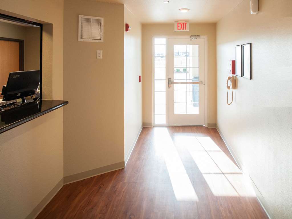 Woodspring Suites Gainesville I-75 المظهر الداخلي الصورة